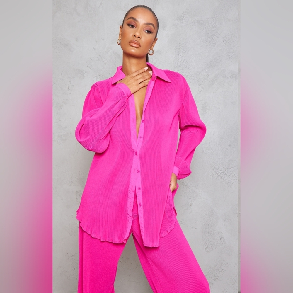 NWT PrettyLittleThing Hot Pink Plisse Button Front Oversized Shirt (Size: 8)